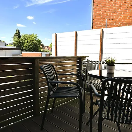 Business & Handwerker - Zentral & Praktisch *