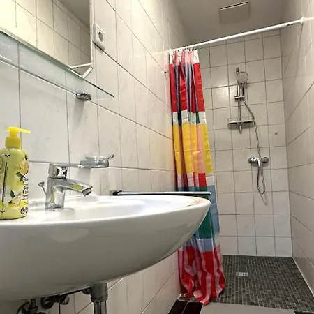 Business & Handwerker - Zentral & Praktisch Apartmán *