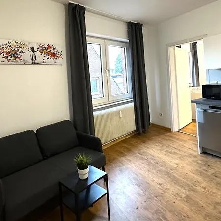 Business & Handwerker - Zentral & Praktisch Apartament